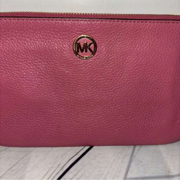 Michael Kors Fulton Zip Wallet Pink Large Leather - Picture 2 of 9